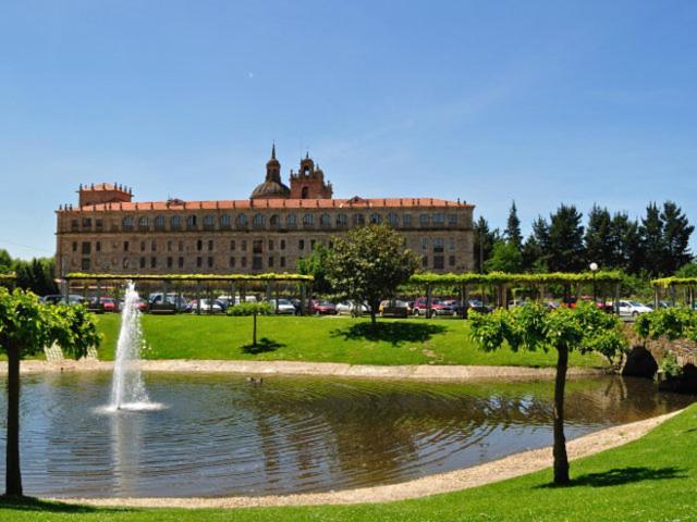 Casa Casares Villa Monforte De Lemos Bagian luar foto